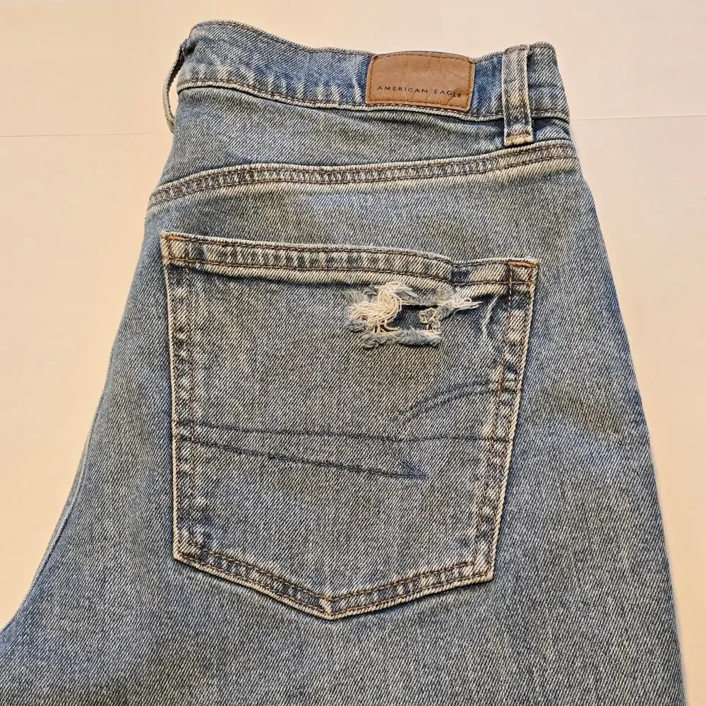 American Eagle High Rise Baggy Straight Jeans Womens 8 Reg Blue Thrashed Ripped